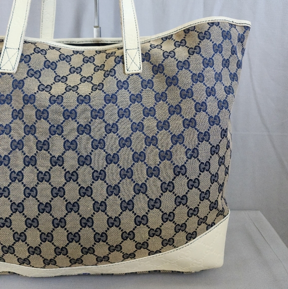 ✨️GUCCI GG Canvas Tote Bag - Picture 7 of 16